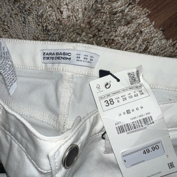 Zara brand new white jeans - Picture 7 of 7